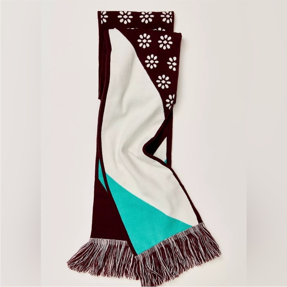 Free People FP Movement Big League Reversible Scarf - Picture 3 of 7